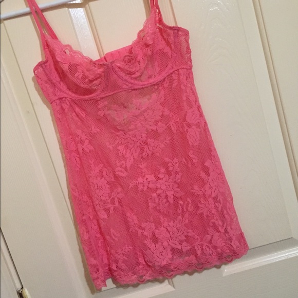 Victoria Secret lingerie 34C - Picture 2 of 8